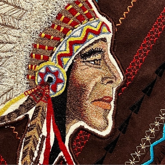 1993 Handmade Native American Vest Chief Many Feathers Weeps Embroidered Fringe - Picture 3 of 8